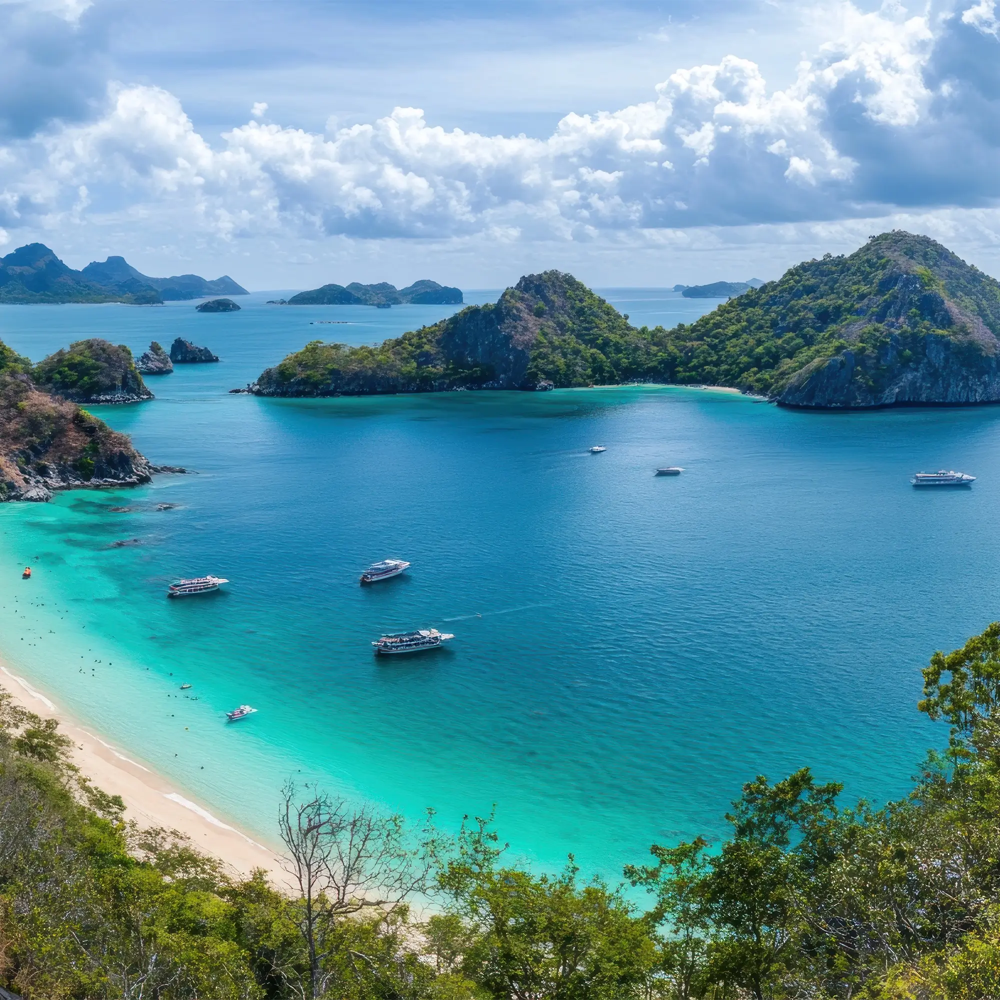 1. Palawan – Island Hopping